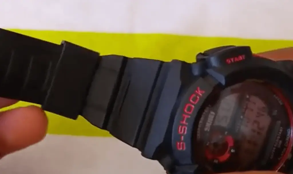 difference between g shock vs s schock watches