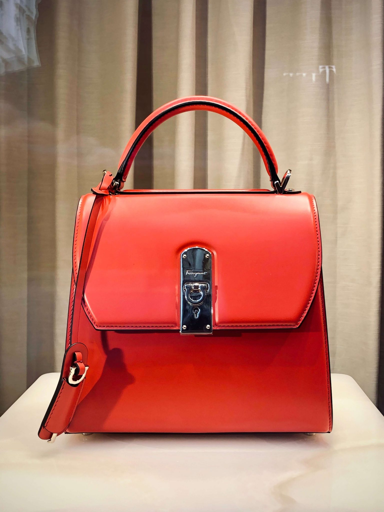 How Much Does Gucci Purse Cost MENnStuff