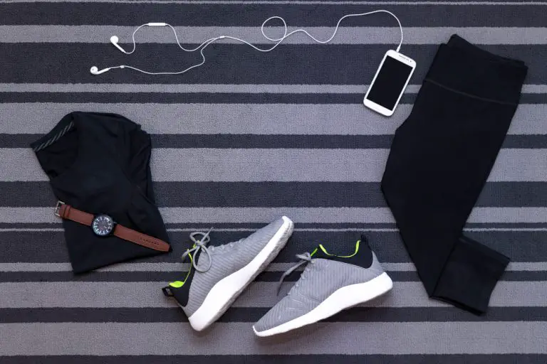 Comparing the best fabrics for sports clothes Nike Dri Fit vs. Adidas